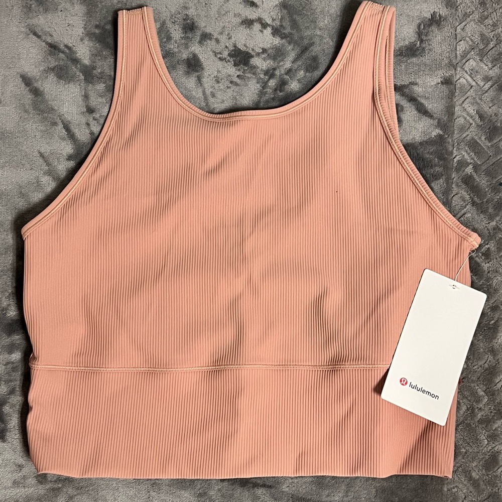 NWT lululemon power pivot tank